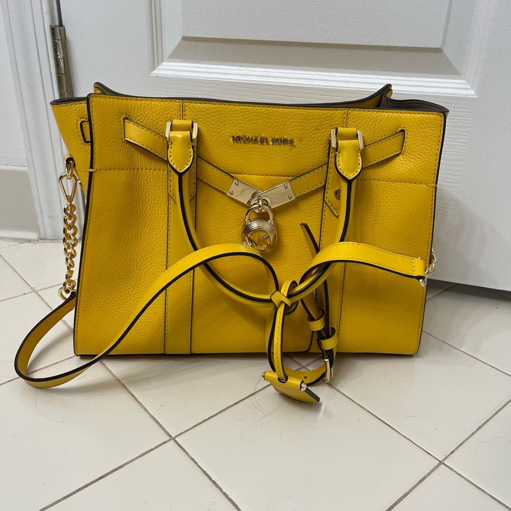 Michael Kors bag. Only used once. Basically brand new